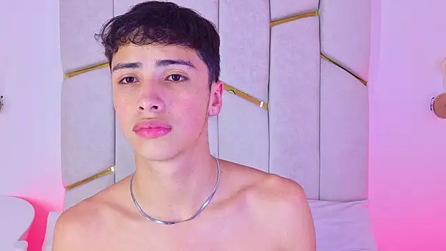 Chat XXX ao vivo de JoshClaarktt