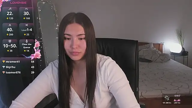 IceIcebabe_ élő XXX-chatje