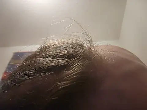 Živý XXX chat LilWhyteBoiGamer