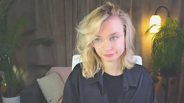 NoraMoreau – Live XXX-chat