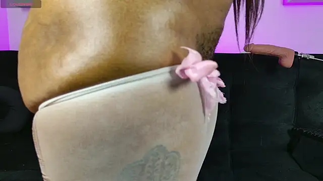 Chat +18 de kary_bunny3 ao vivo