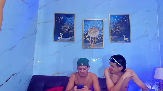 BOYS_IN_THE_EMPIRE Live XXX-Chat