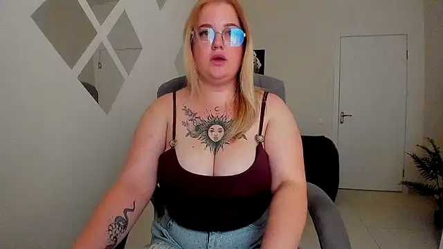 Doliss' Live XXX Chat