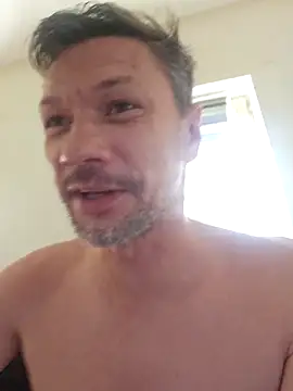 tomek84 Live XXX Chat