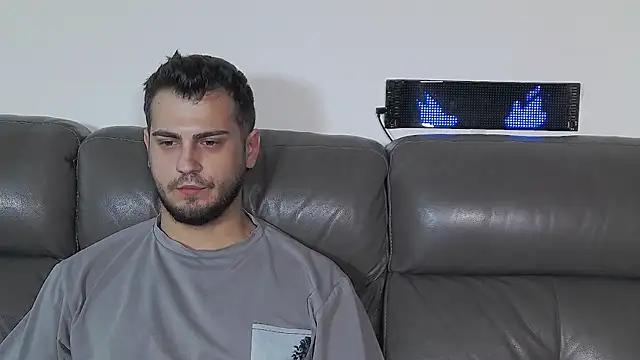 CrazyDom1 Chat XXX in diretta