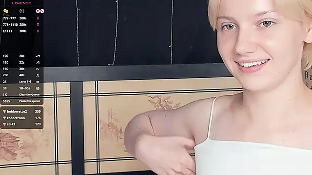 Živý XXX chat MaeEversley