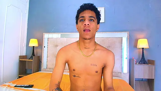 _Thiago12 – Naživo XXX chat