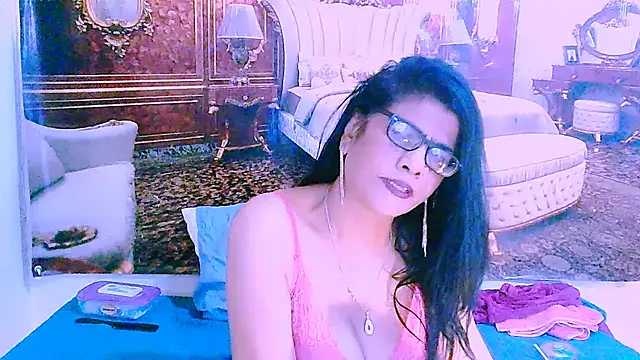 IndianAllure Live XXX-Chat