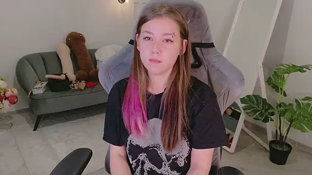 Mira_Falls' Live XXX Chat