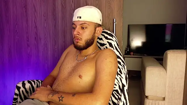 Ryan_Miller111 Chat XXX live
