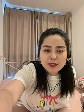 orangeoneday Adlı Modelin Canlı XXX Sohbeti