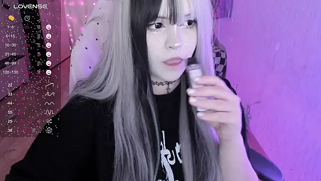 Chat XXX en directo de SelenaCute