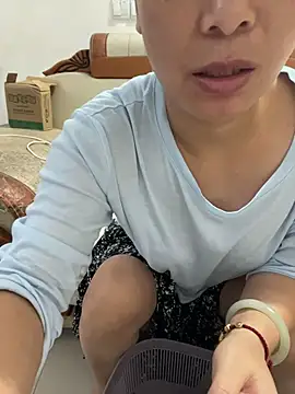 mimi2052's Live XXX Chat