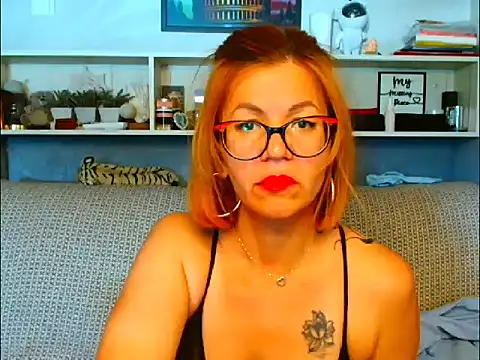 XXX chat uživo modela Natali3855