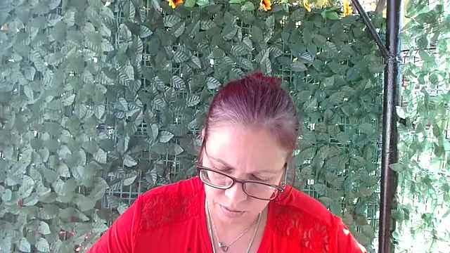 Chat XXX en directo de LadyHellene