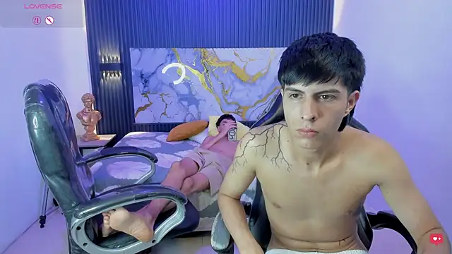 XXX chat uživo modela Estiv18_
