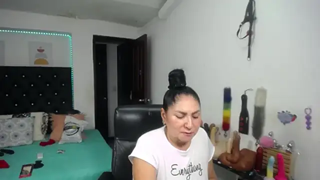 mature_bigboobs10: онлайн-секс-чат