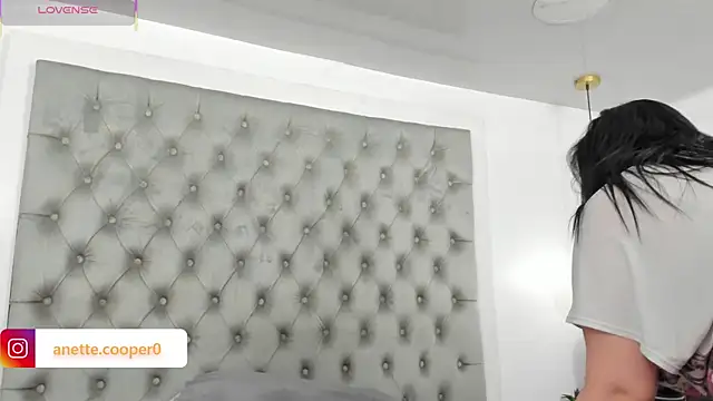 Živý XXX chat anette_cooper
