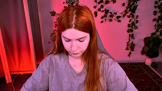 XXX chat uživo modela AliceCUNTach