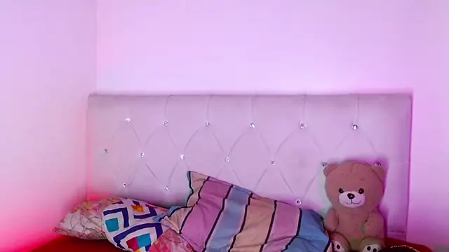 Angel_foxc13 Adlı Modelin Canlı XXX Sohbeti
