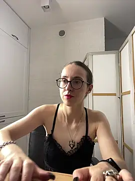 Chat +18 de MartiniiSelenna ao vivo