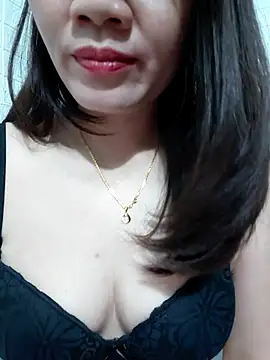 Singlemom69xx's Live XXX Chat
