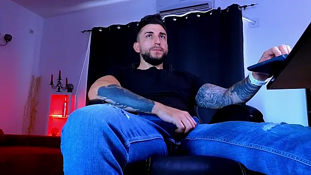 Chat XXX ao vivo de MightyAaron66