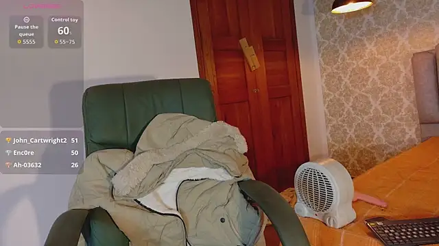 nairobi8's Live XXX Chat