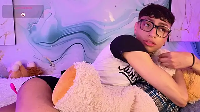 צ'אט XXX בשידור חי של Owen_JP