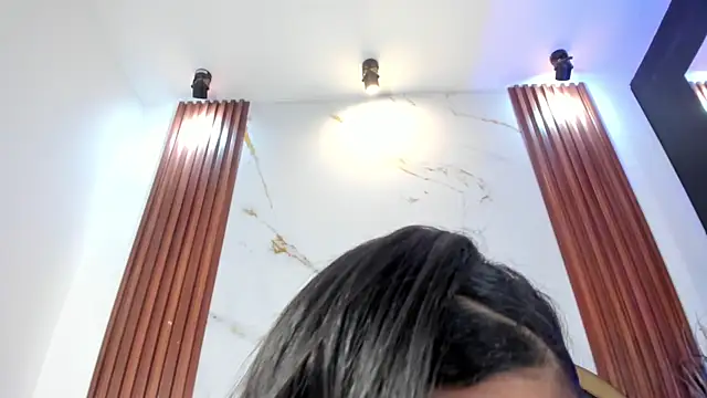 Chatroom XXX en direct de ViolettaQuin