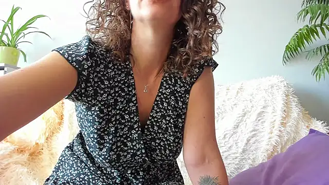 ChristinaGlory Live XXX-Chat