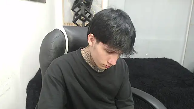 Cry_thereal Live XXX-Chat