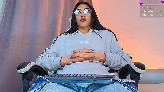 Velvet_Raze Live XXX Chat