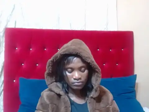 BLACKBARBIE20 Adlı Modelin Canlı XXX Sohbeti