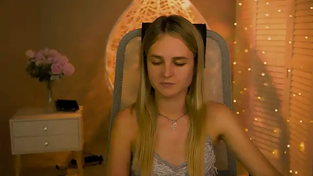 XXX chat uživo modela DeboraLarson