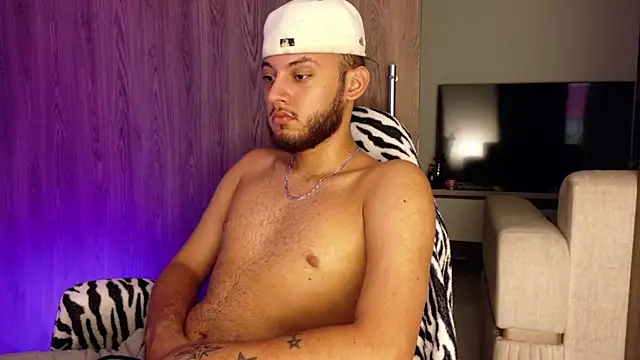 Ryan_Miller111 – Naživo XXX chat