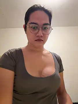 Pertunjukan Kamera Web MarieLoveGlamorous
