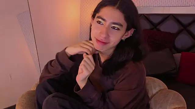 ryo_light Adlı Modelin Canlı XXX Sohbeti