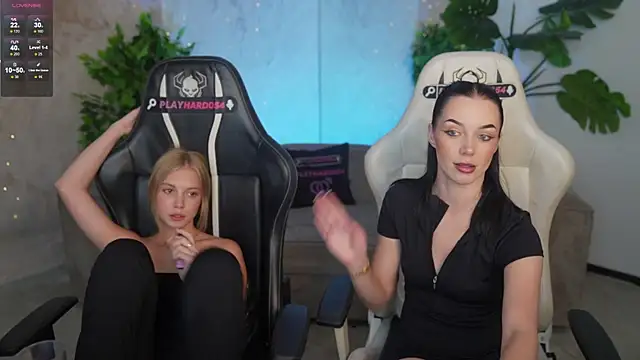 Pokazy przed kamerką – Rita_Moon054
