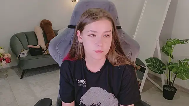 Mira_Falls live XXX chat