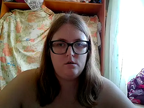 Chat XXX en directo de DesireMelissa