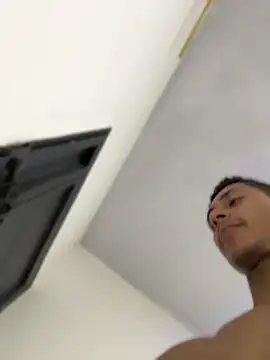 Boy_hot- Obrolan Langsung XXX