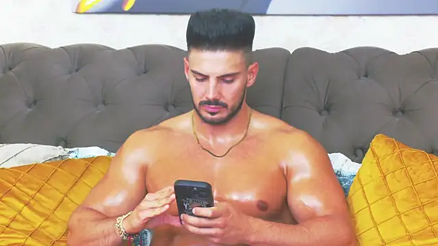 DustinKeent live XXX chat