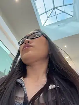 trytomakememoamn Live XXX chat