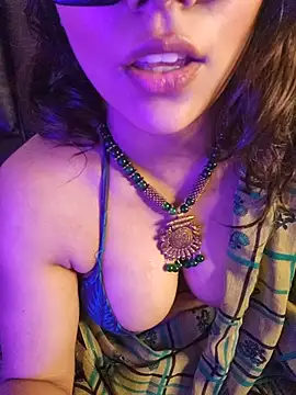 callmeshreyaのライブXXXチャット