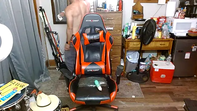 tongueispowerr6d9 Chat XXX in diretta