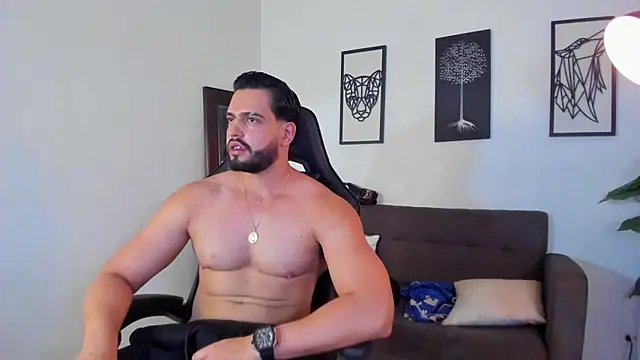 Justin_kingX7 Adlı Modelin Canlı XXX Sohbeti