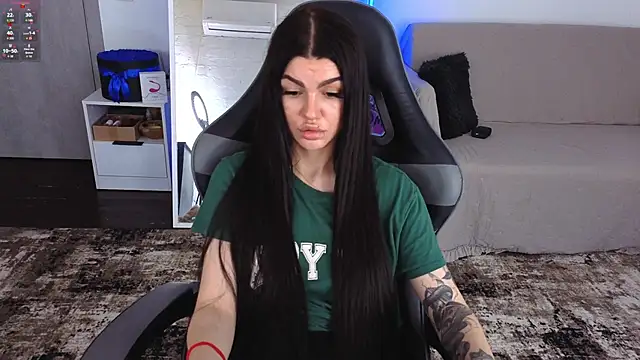 AnacondaOnn Chat XXX in diretta