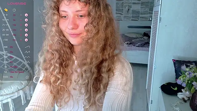 Онлайн чат XXX Milounee