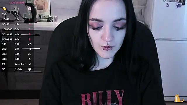 lina__tyaaan's Live XXX Chat